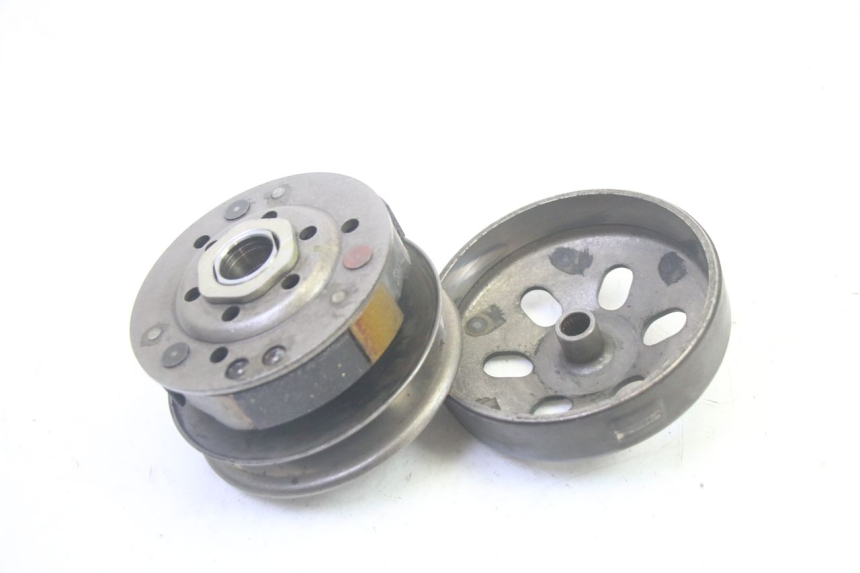 photo de EMBRAGUE PEUGEOT KISBEE 4T 50 (2018 - 2022) - Vista principal