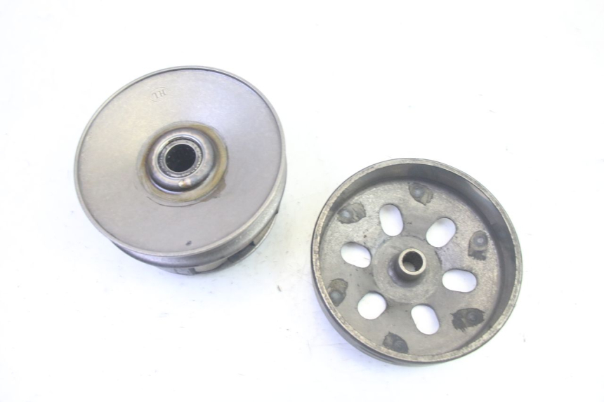 photo de EMBRAGUE PEUGEOT KISBEE 4T 50 (2018 - 2022) - Vista general del producto