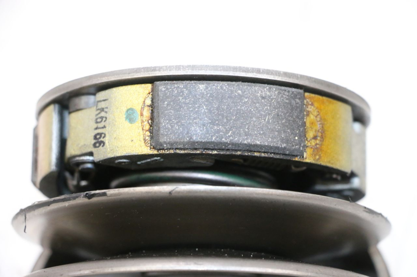 photo de EMBRAGUE PEUGEOT KISBEE 4T 50 (2018 - 2022) - Marcados y referencias originales