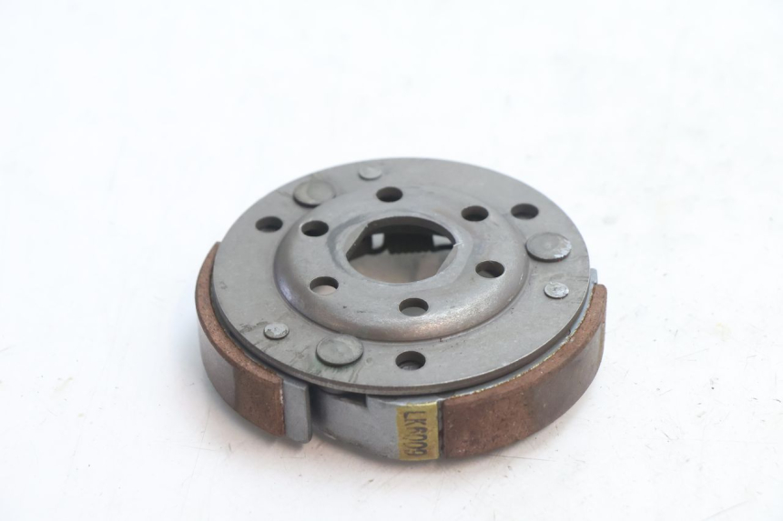 photo de EMBRAGUE PEUGEOT KISBEE 4T 50 (2010 - 2017) - Detalle de la pieza