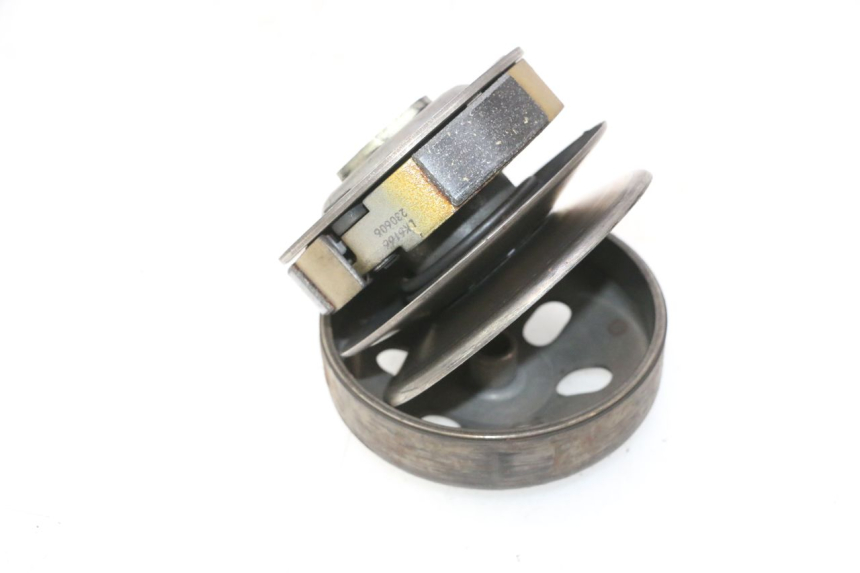 photo de EMBRAGUE PEUGEOT KISBEE 4T 50 (2023 - 2026) - Recambio usado revisado