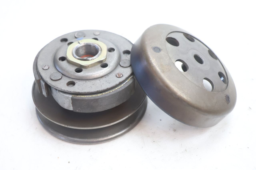 photo de EMBRAGUE PEUGEOT LUDIX ONE 14P 50 (2004 - 2013) - Detalle de la pieza