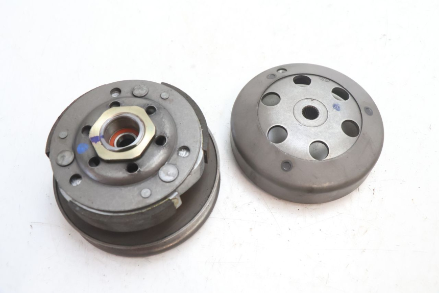 photo de EMBRAGUE PEUGEOT LUDIX ONE 50 (2004 - 2013) - Primer plano técnico