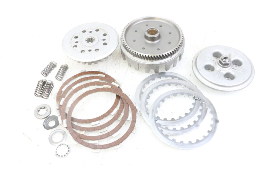 photo de EMBRAGUE MBK X-LIMIT XLIMIT 50 (2007 - 2012) - Enfoque en la estructura