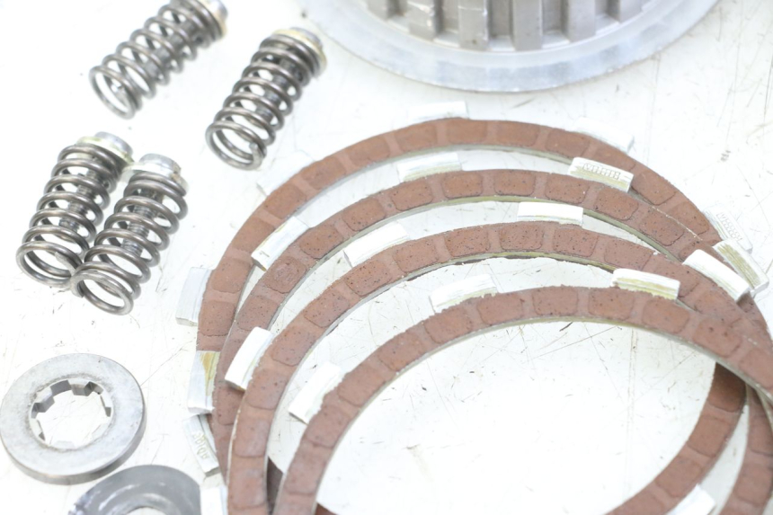 photo de EMBRAGUE MBK X-LIMIT XLIMIT 50 (2007 - 2012) - Detalle de la pieza