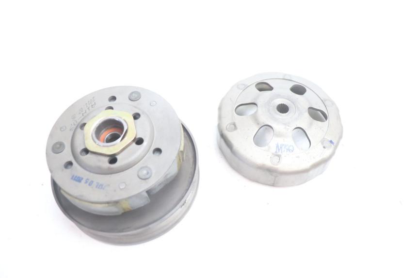 photo de EMBRAGUE SYM MIO 50 (2005 - 2010) - Primer plano técnico