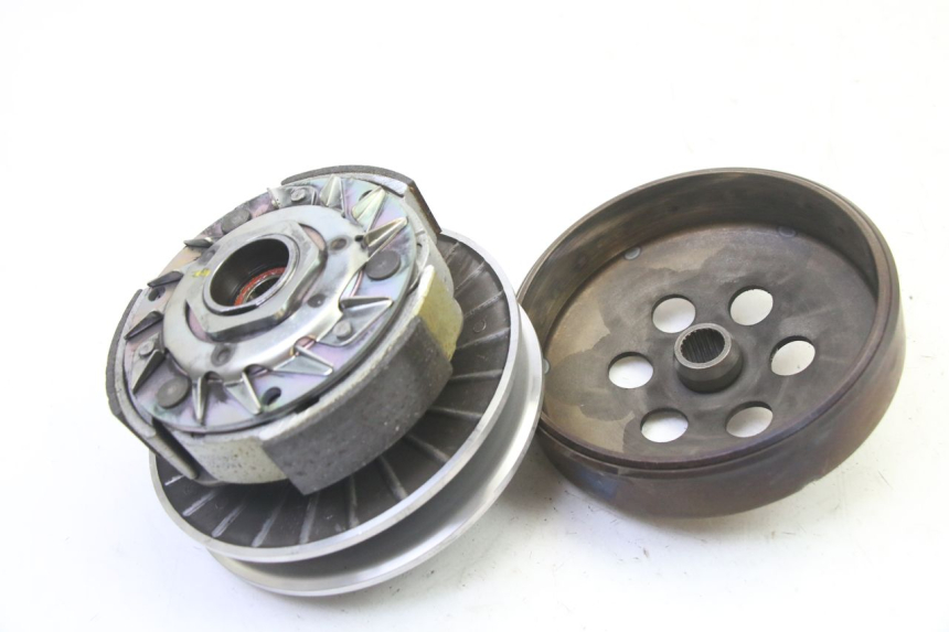 photo de EMBRAGUE PIAGGIO MP3 HPE 310 (2024 - 2025) - Detalle de la pieza