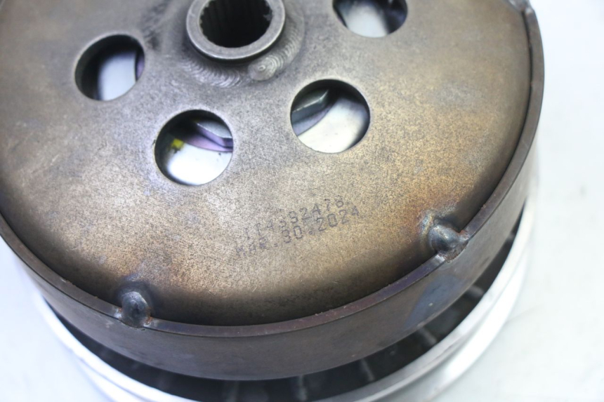 photo de EMBRAGUE PIAGGIO MP3 HPE 310 (2024 - 2025) - Otra perspectiva