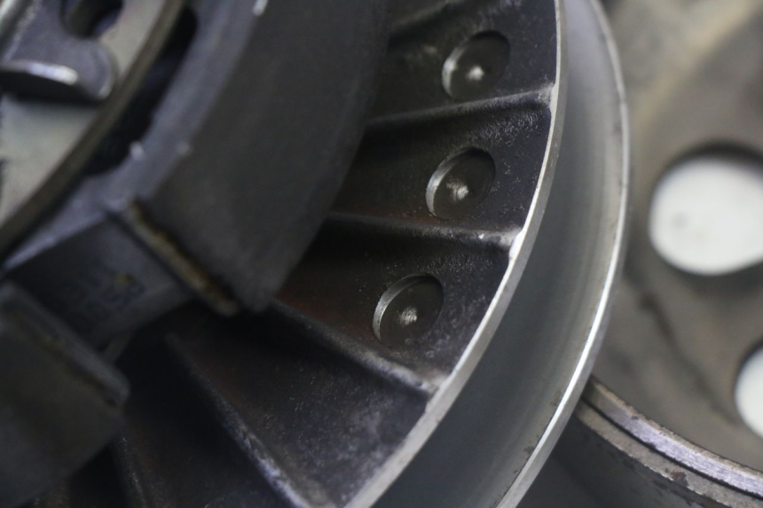 photo de EMBRAGUE PIAGGIO MP3 500 (2011 - 2015) - Primer plano técnico