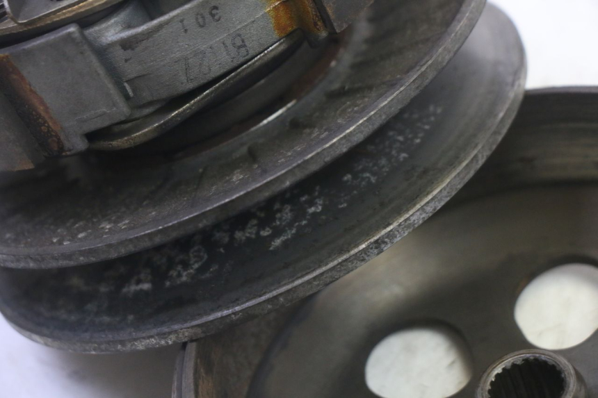 photo de EMBRAGUE PIAGGIO MP3 RL 250 (2006 - 2010) - Primer plano técnico