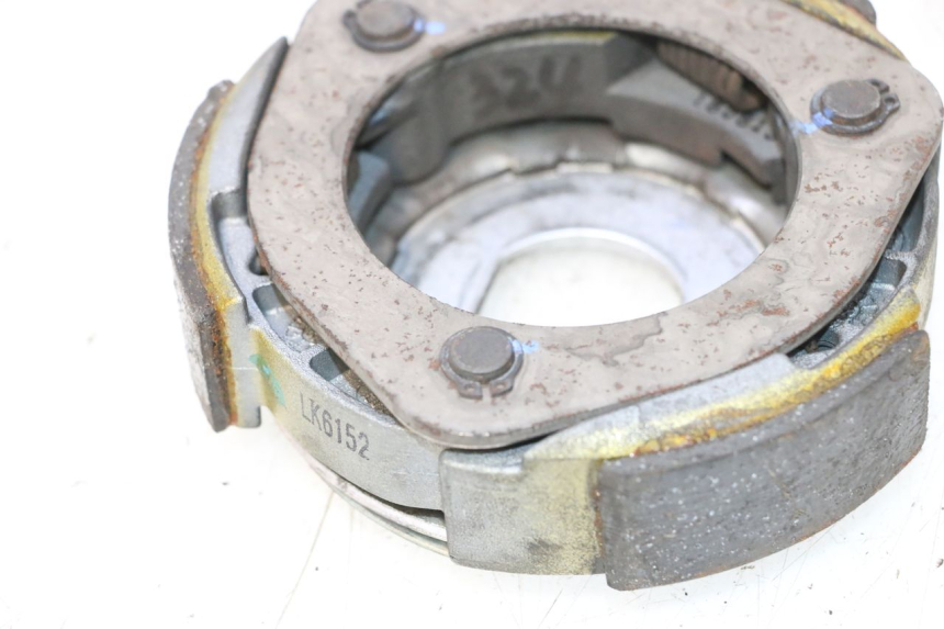 photo de EMBRAGUE PIAGGIO MP3 RL 250 (2006 - 2010) - Primer plano técnico