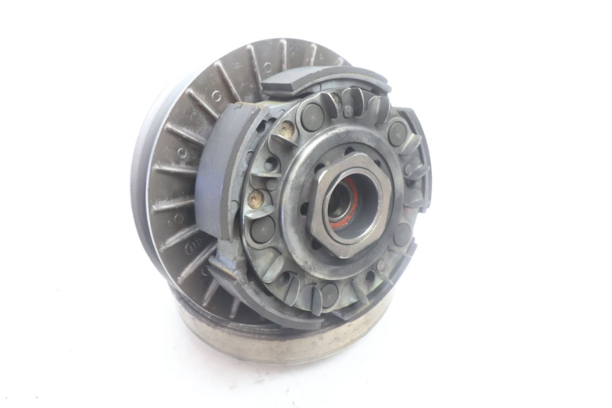 photo de EMBRAGUE PIAGGIO MP3 500 (2016 - 2018) - Primer plano técnico