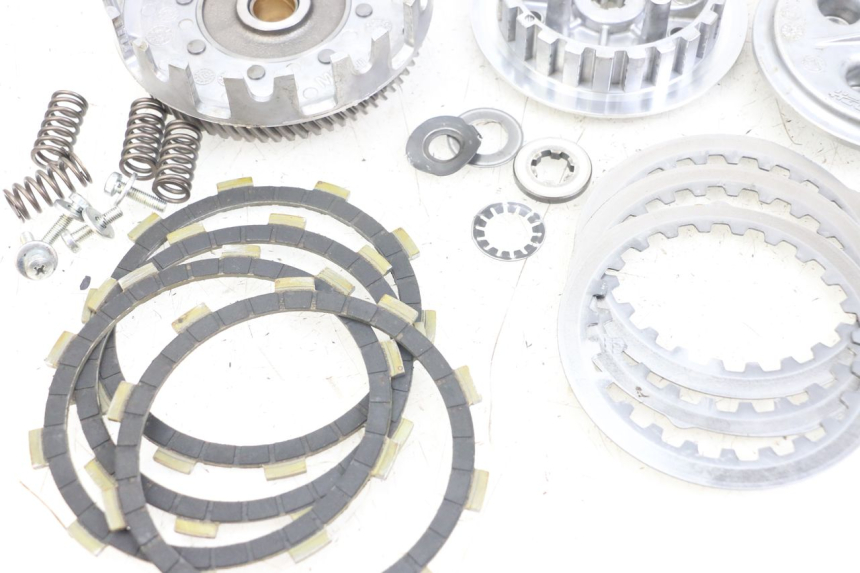 photo de EMBRAGUE RIEJU MRT 50 (2018 - 2021) - Recambio usado revisado