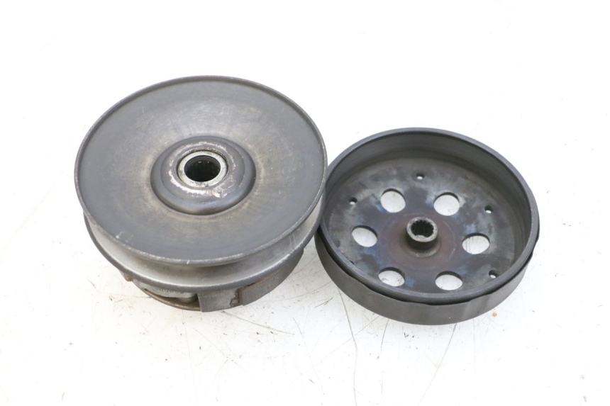 photo de EMBRAGUE YAMAHA NEOS NEO'S 4T 50 (2008 - 2016) - Primer plano técnico