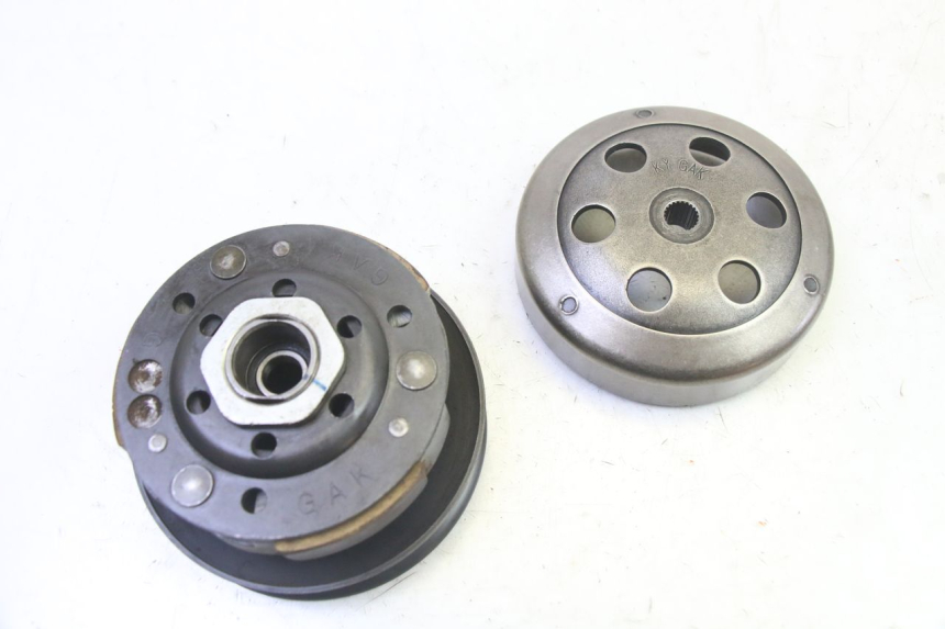 photo de EMBRAGUE KYMCO LIKE 4T 50 (2019 - 2025) - Estado de la superficie y material