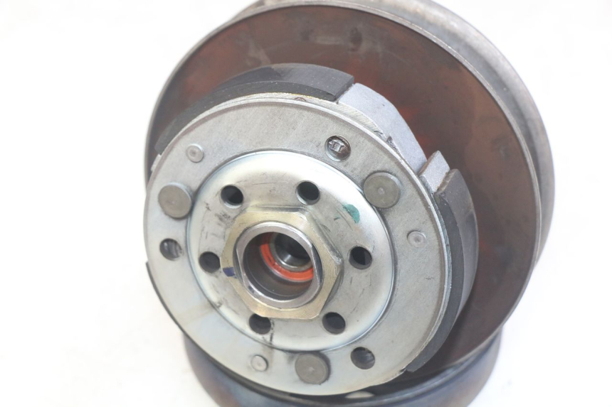 photo de EMBRAGUE PIAGGIO NEW TYPHOON 50 (2010 - 2017) - Detalles de los puntos de fijación