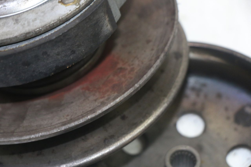 photo de EMBRAGUE PIAGGIO NEW TYPHOON 50 (2010 - 2017) - Estado de la superficie y material