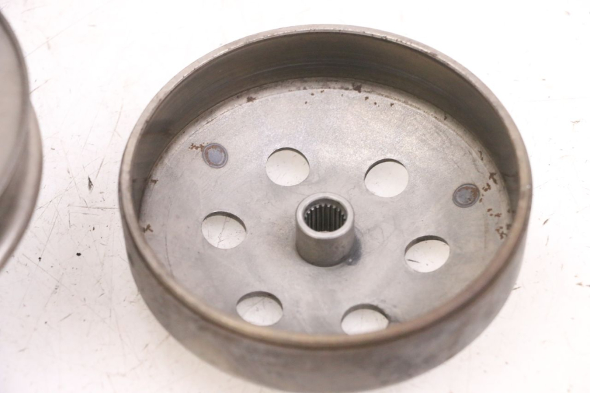 photo de EMBRAGUE PIAGGIO NEW TYPHOON 50 (2018 - 2021) - Primer plano técnico