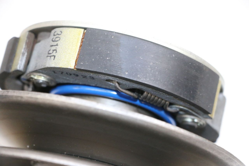 photo de EMBRAGUE PIAGGIO NEW TYPHOON 50 (2018 - 2021) - Detalles de los puntos de fijación