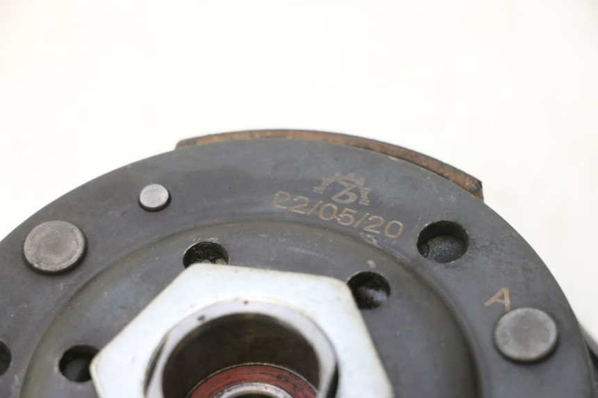 photo de EMBRAGUE JM MOTORS OLDIES 4T 50 (2010 - 2020) - Otra perspectiva