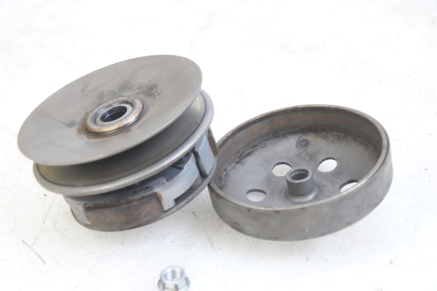 photo de EMBRAGUE SYM ORBIT 2 TS 2T 50 (2011 - 2016) - Primer plano técnico