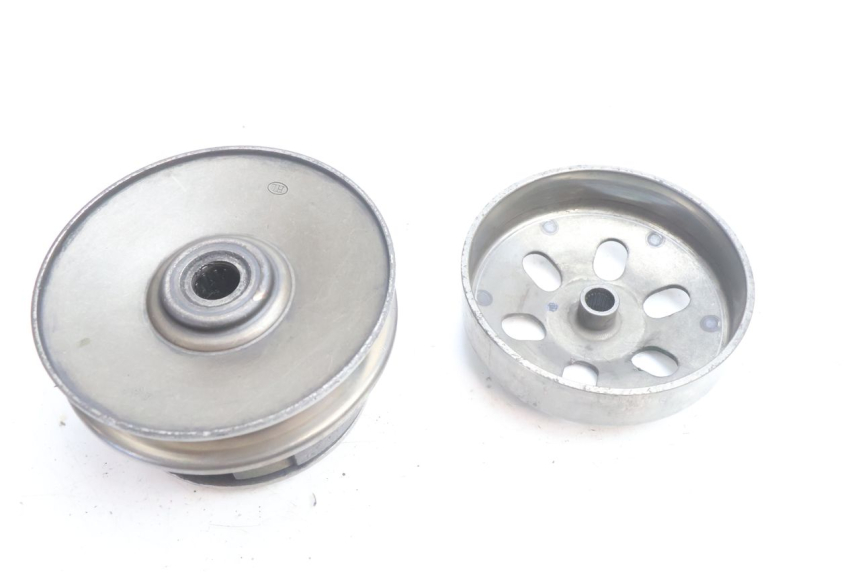 photo de EMBRAGUE SYM ORBIT III 3 4T 50 (2021 - 2025) - Primer plano técnico