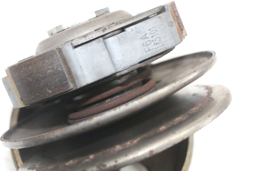 photo de EMBRAGUE PEUGEOT DJANGO 125 (2014 - 2017) - Estado de la superficie y material