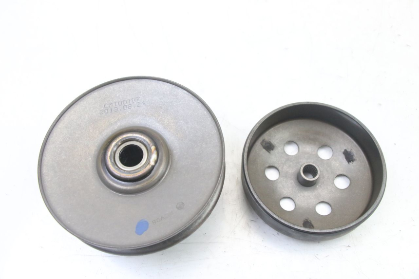 photo de EMBRAGUE PIAGGIO FLY 2T 50 (2004 - 2017) - Primer plano técnico