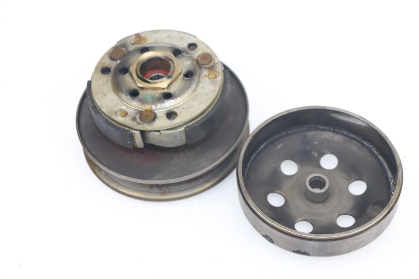 photo de EMBRAGUE PIAGGIO LIBERTY 2T 50 (2009 - 2013) - Detalles de los puntos de fijación