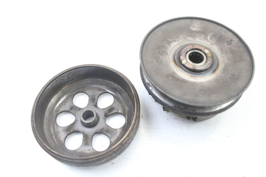 photo de EMBRAGUE PIAGGIO VESPA GRANTURISMO 125 (2003 - 2007) - Detalles de los puntos de fijación