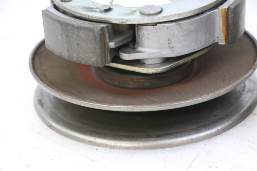 photo de EMBRAGUE PIAGGIO VESPA LX 150 (2005 - 2013) - Detalles de los puntos de fijación