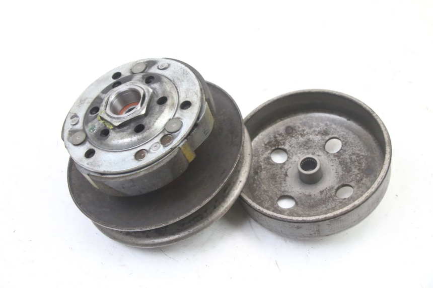 photo de EMBRAGUE PIAGGIO ZIP 4T 50 (2018 - 2020) - Detalle de la pieza