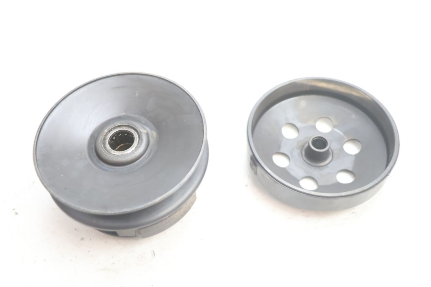 photo de EMBRAGUE JM MOTORS R-MAX TECH 50 (2024 - 2026) - Estado de la superficie y material