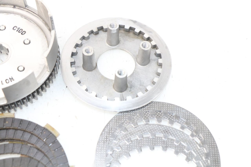 photo de EMBRAGUE YCF R-START 125 - Características distintivas