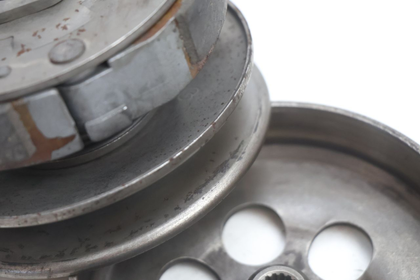photo de EMBRAGUE RIDE RACE GT 2T 50 (2012 - 2017) - Detalles de los puntos de fijación