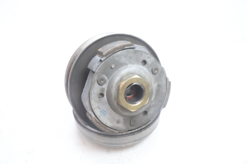 photo de EMBRAGUE YIYING RETRO 125 (2008 - 2018) - Primer plano técnico