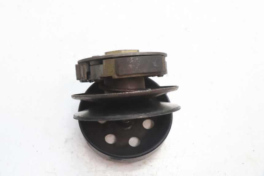 photo de EMBRAGUE YIYING RETRO 50 (2008 - 2017) - Primer plano técnico