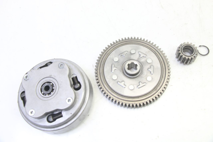 photo de EMBRAGUE APOLLO RFZ 125 - Primer plano de alta resolución