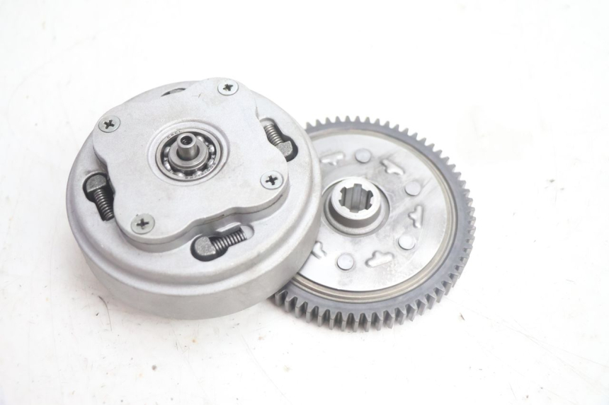 photo de EMBRAGUE APOLLO RFZ 125 - Detalles de los puntos de fijación