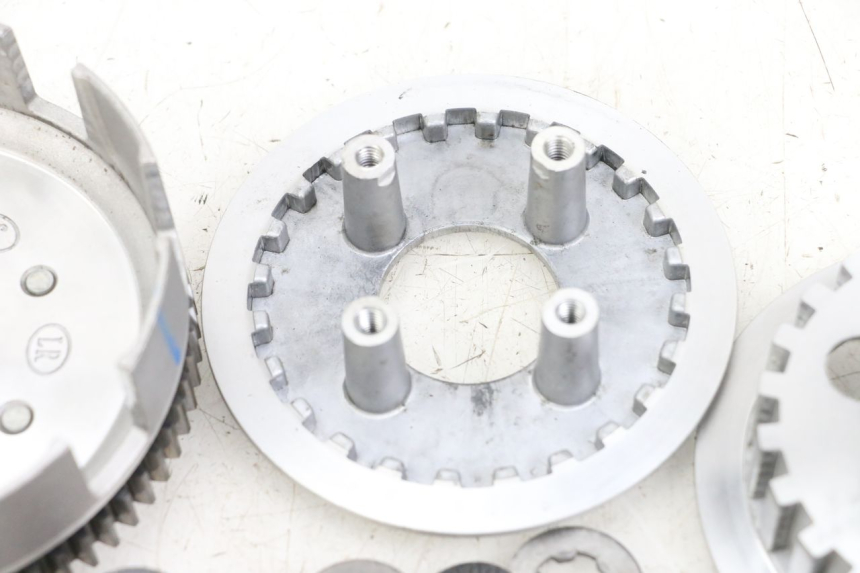 photo de EMBRAGUE APOLLO RFZ 140 - Inspección visual detallada