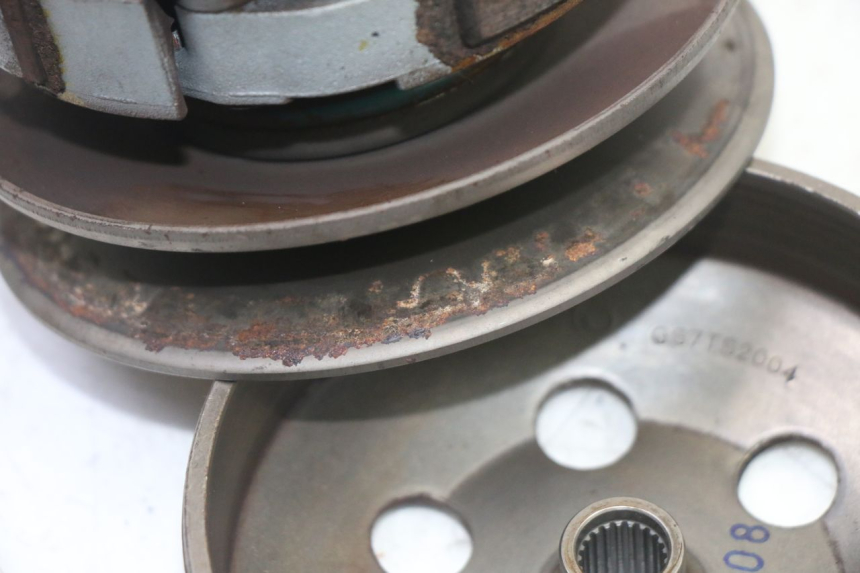 photo de EMBRAGUE PGO RODOSHOW 2T 50 (2003 - 2007) - Detalles de los puntos de fijación