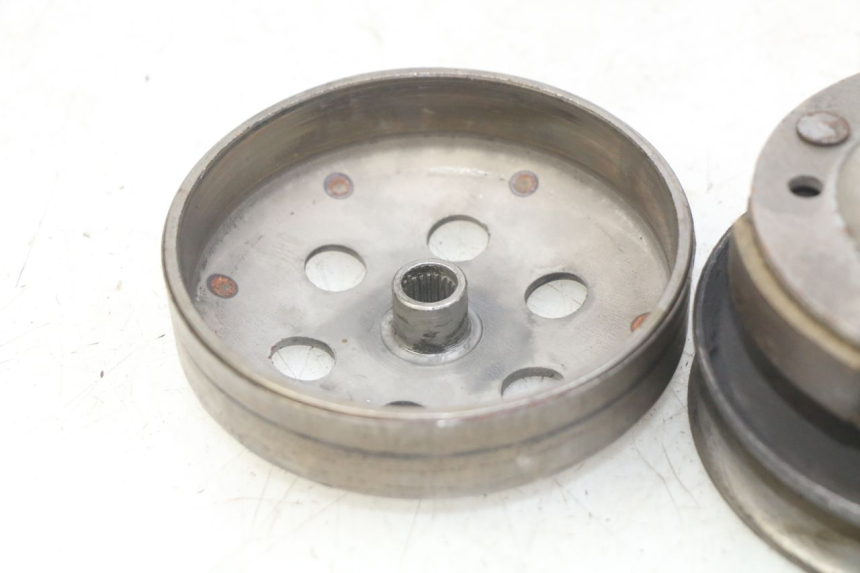 photo de EMBRAGUE TNT MOTOR ROMA 10' 4T 50 (2019 - 2022) - Otra perspectiva