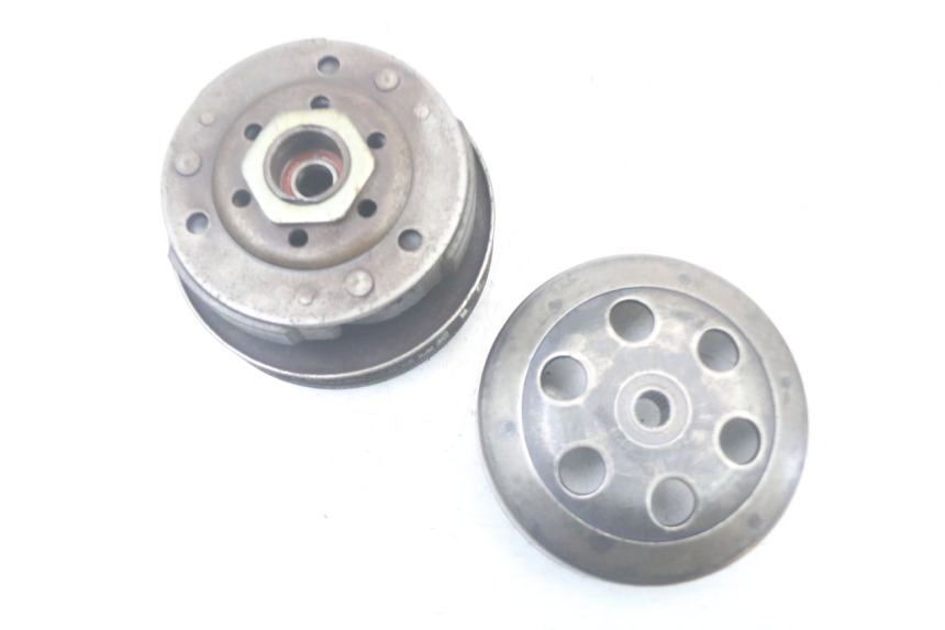 photo de EMBRAGUE TNT MOTOR ROMA 10' 4T 50 (2007 - 2018) - Primer plano técnico