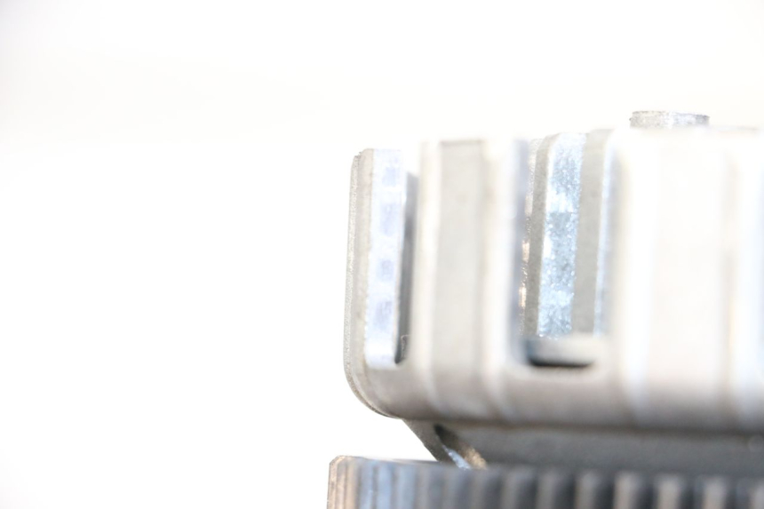 photo de EMBRAGUE APRILIA RS 50 (2006 - 2010) - Primer plano técnico