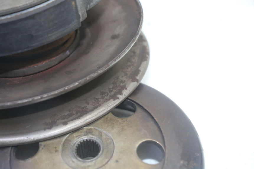 photo de EMBRAGUE GILERA RUNNER SP 50 (2009 - 2017) - Detalles de los puntos de fijación