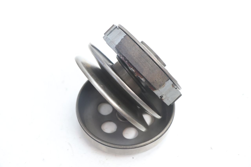 photo de EMBRAGUE KEEWAY RY6 2T 50 (2011 - 2019) - Primer plano técnico
