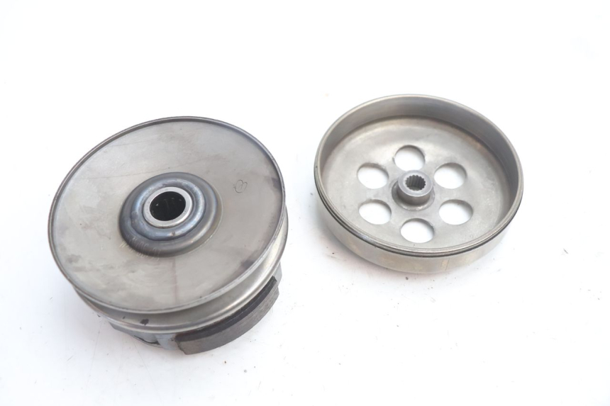 photo de EMBRAGUE KEEWAY RY6 2T 50 (2011 - 2019) - Detalles de los puntos de fijación
