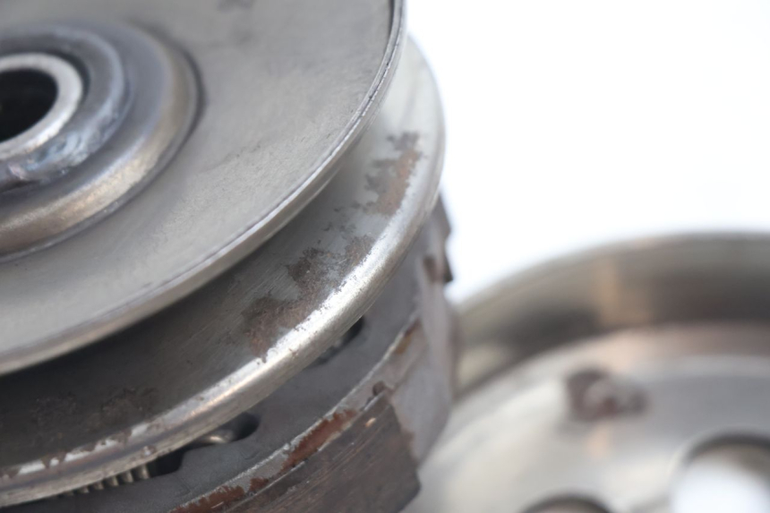 photo de EMBRAGUE KEEWAY RY6 2T 50 (2011 - 2019) - Estado de la superficie y material