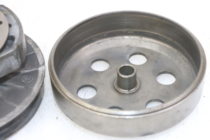 photo de EMBRAGUE PEUGEOT SATELIS COMPRESSOR K15 125 (2006 - 2009) - Otra perspectiva