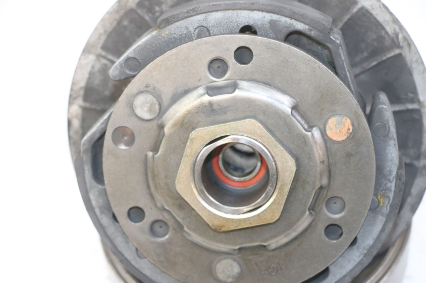 photo de EMBRAGUE PEUGEOT SATELIS COMPRESSOR K15 125 (2006 - 2009) - Detalles de los puntos de fijación